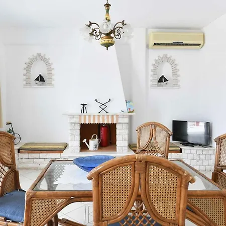 Hara Studios&apartments 3* Naousa (Paros)