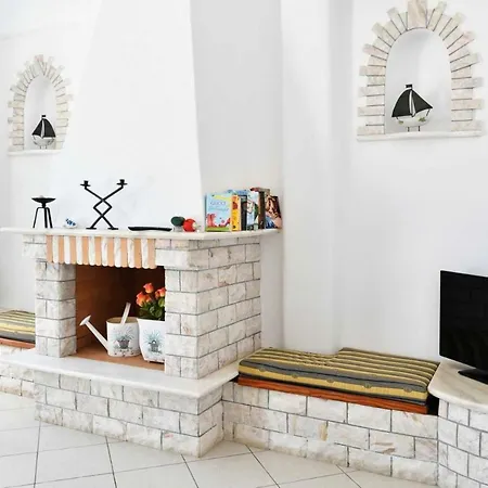 Hara Studios&apartments Naousa (Paros)