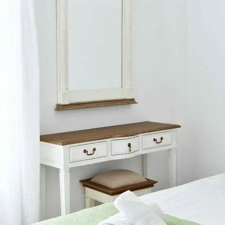 Hara Studios&apartments Apartahotel