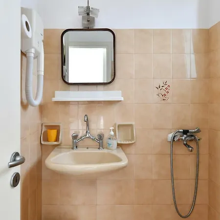 Apartahotel Hara Studios&apartments