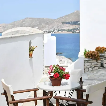 Hara Studios&apartments 3*