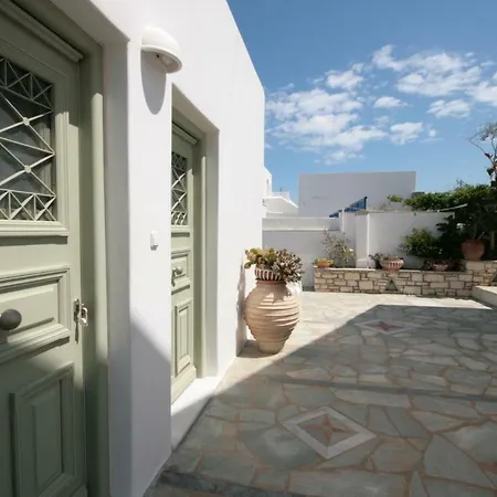 Hara Studios And 3* Naoussa