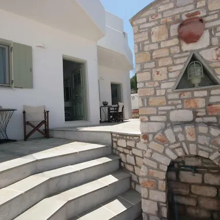Hara Studios And 3* Naoussa