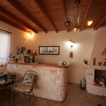 Aparthotel Hara Studios And 3*