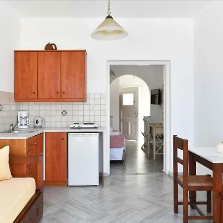 Aparthotel Hara Studios And 3*
