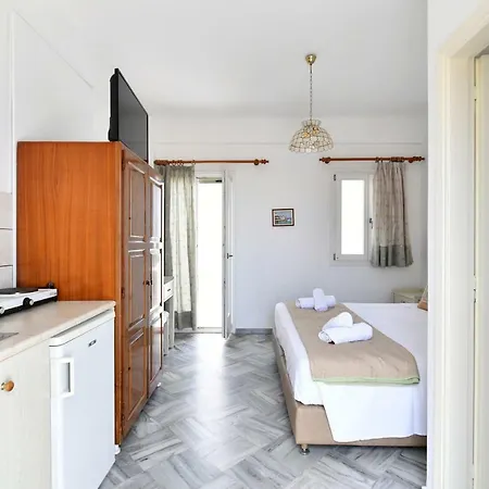 Aparthotel Hara Studios And 3*