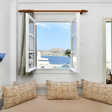 Apart-hotel Hara And Naousa