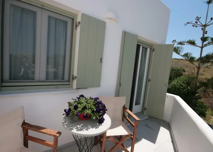 Hara Studios And Naousa (Paros)