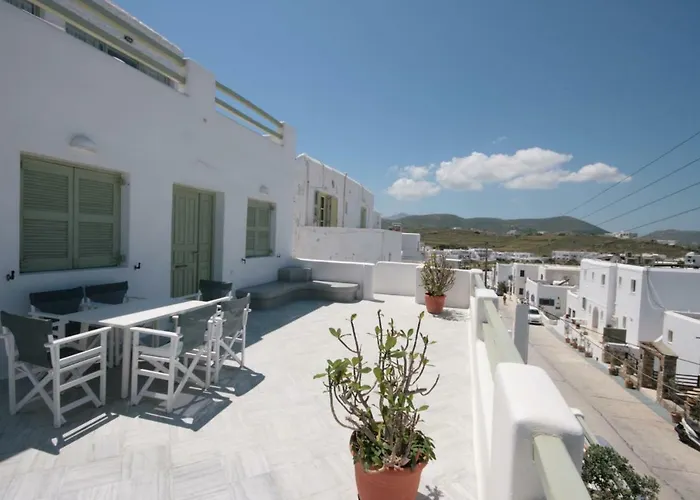 Hara Studios And Aparthotel Naousa (Paros)
