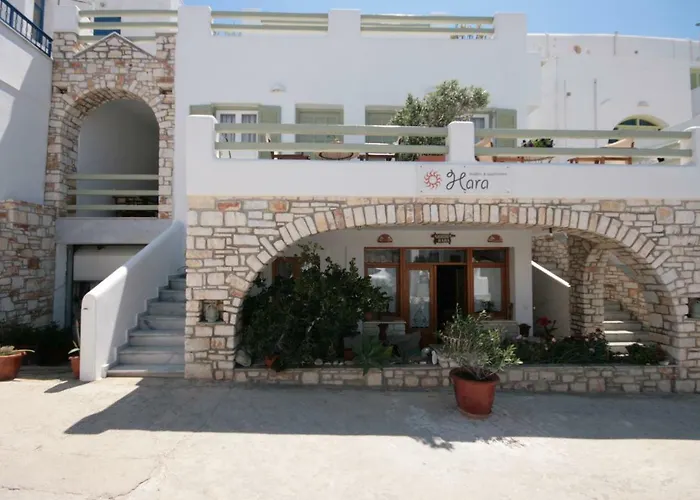 Aparthotel Hara Studios And