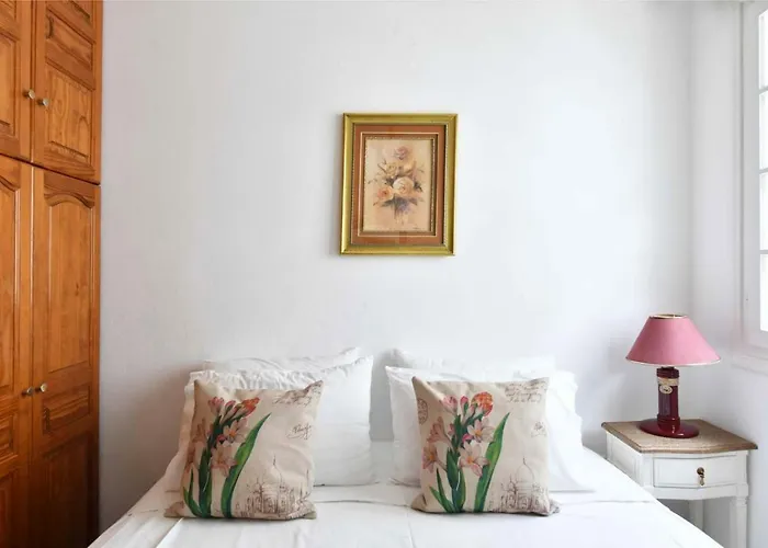 Hara Studios And Aparthotel