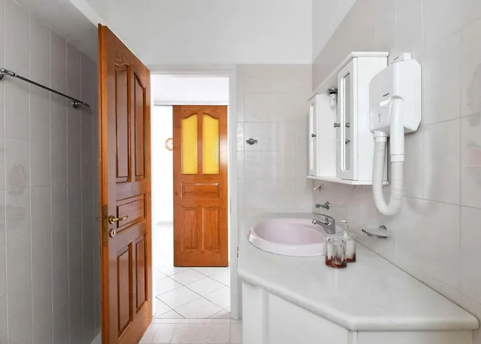 Hara Studios And Naousa (Paros)