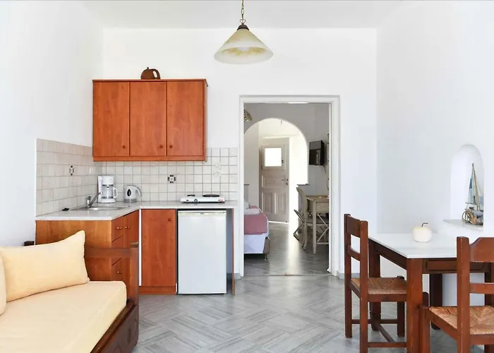 Aparthotel Hara Studios And 3*