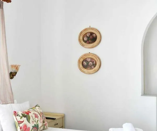 Aparthotel Hara Studios And Naousa (Paros)