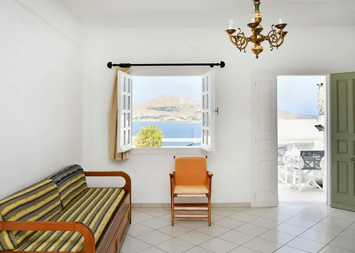 Aparthotel Hara Studios And Naousa (Paros)