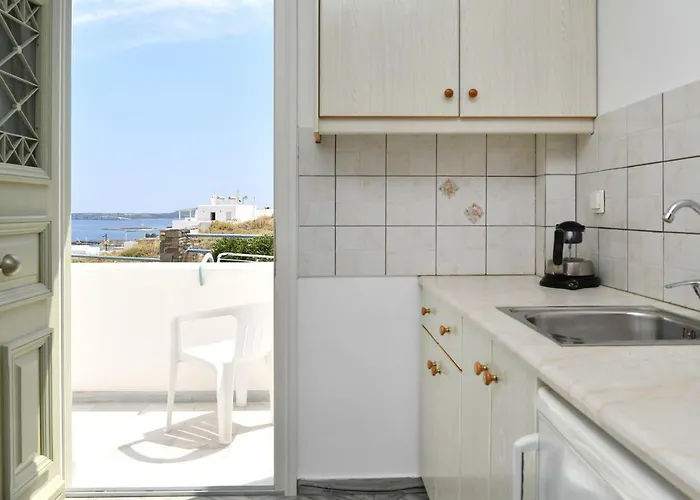 Aparthotel Hara Studios And Naousa (Paros)