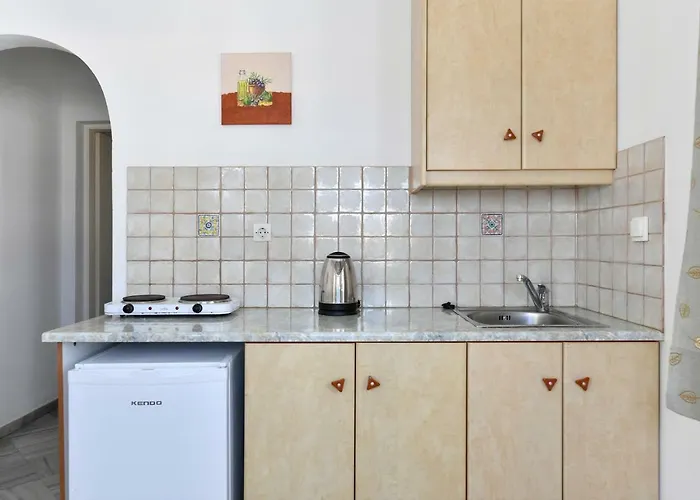 Hara Studios And Aparthotel